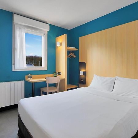 B&B Hotel Le Treport Friville Eksteriør billede