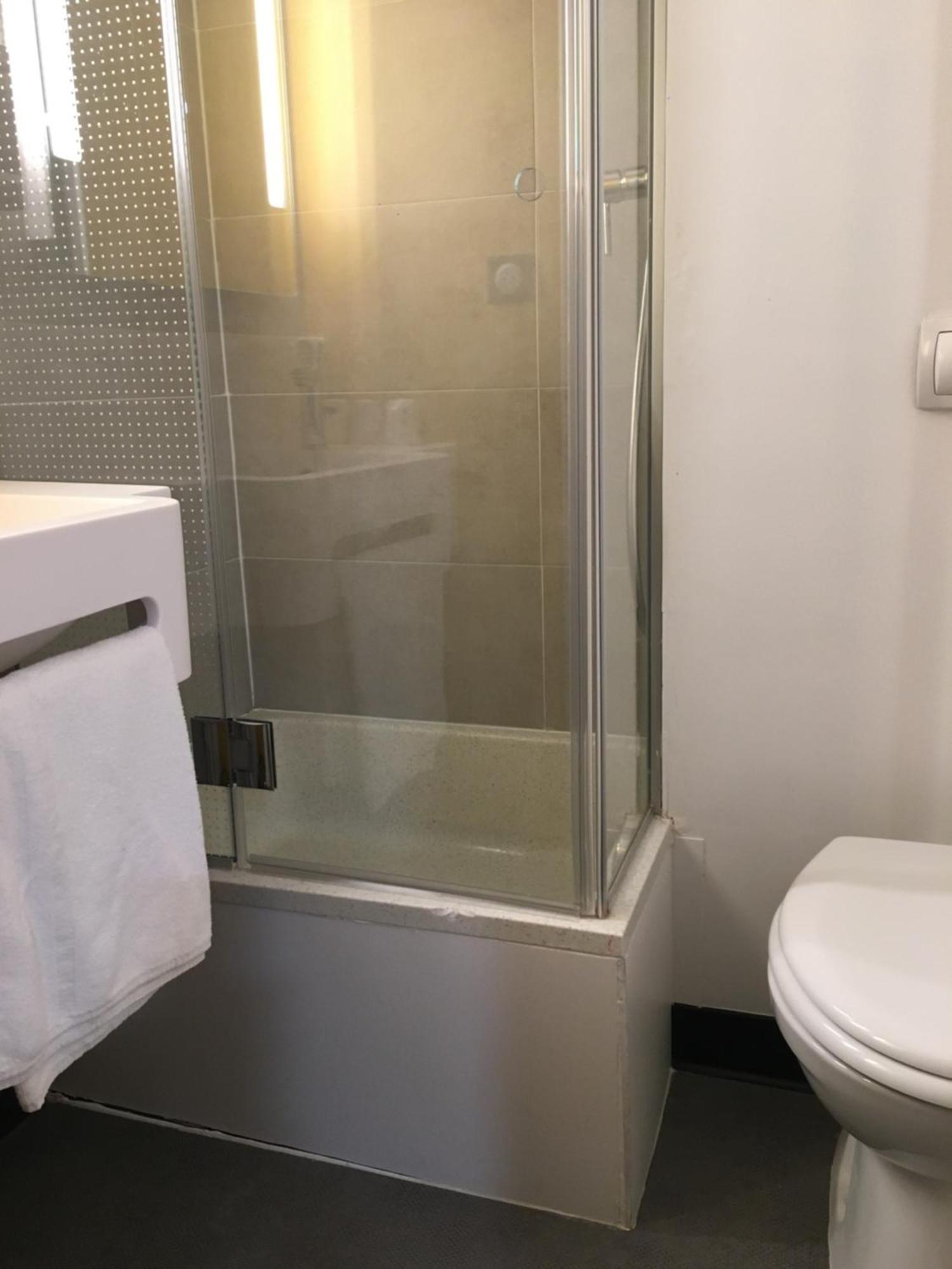 B&B Hotel Le Treport Friville Eksteriør billede